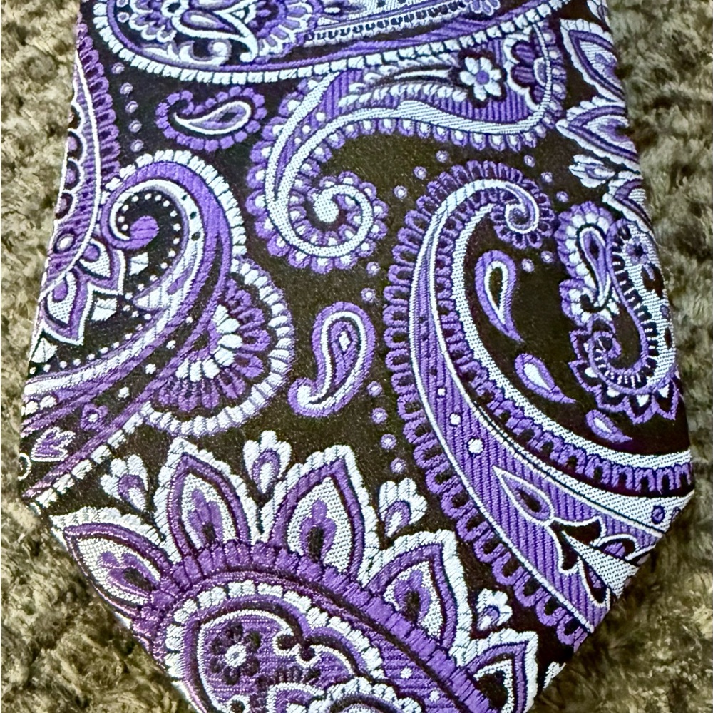 Geoffrey Beene Purple Paisley Silk Tie Y2K Designer Neckwear Retro Form handmade